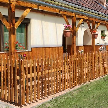 Hotel Orban Porta à Szalafő Extérieur photo