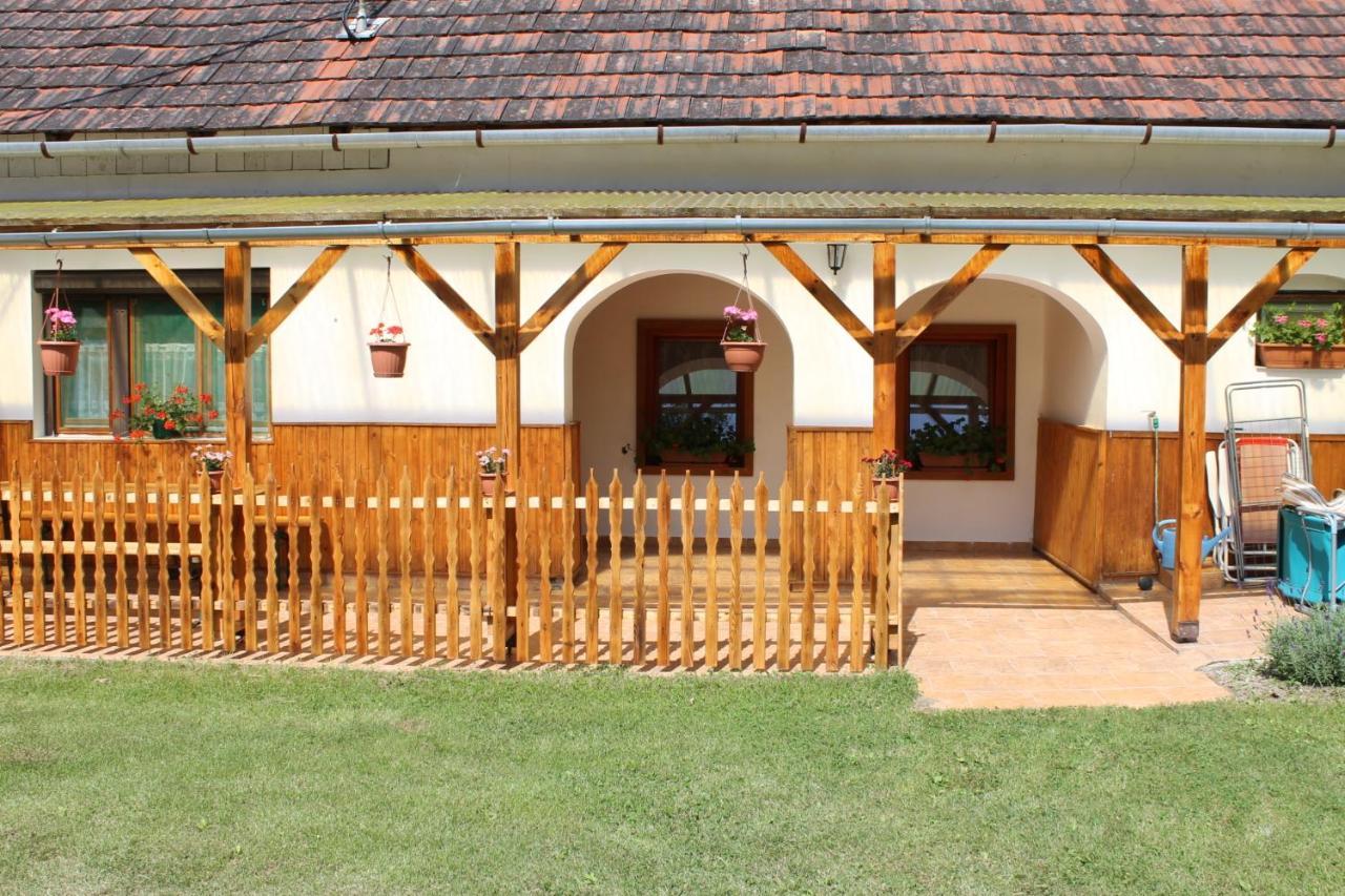 Hotel Orban Porta à Szalafő Extérieur photo