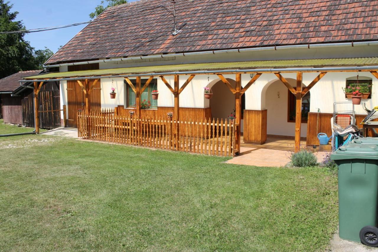 Hotel Orban Porta à Szalafő Extérieur photo